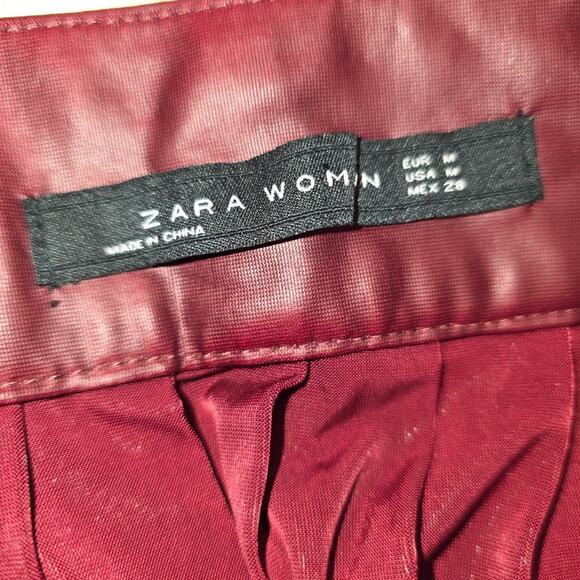 Zara Pleated Burgundy Faux Leather Midi Skirt Size M 10 Lightweight Flowy - Picture 5 of 6